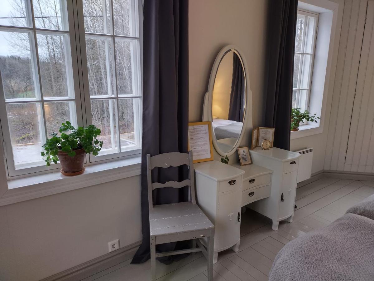 Brobacka Gasthem Bed & Breakfast Jomala Екстериор снимка