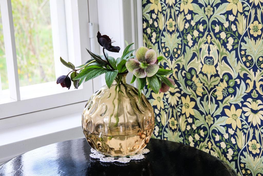Brobacka Gasthem Bed & Breakfast Jomala Екстериор снимка