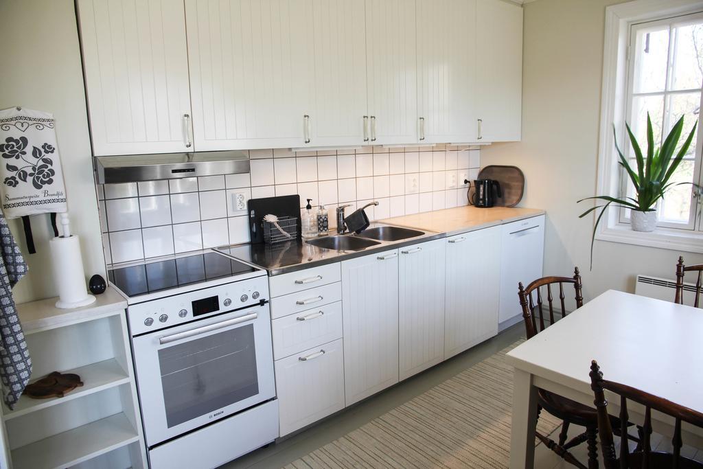 Brobacka Gasthem Bed & Breakfast Jomala Екстериор снимка