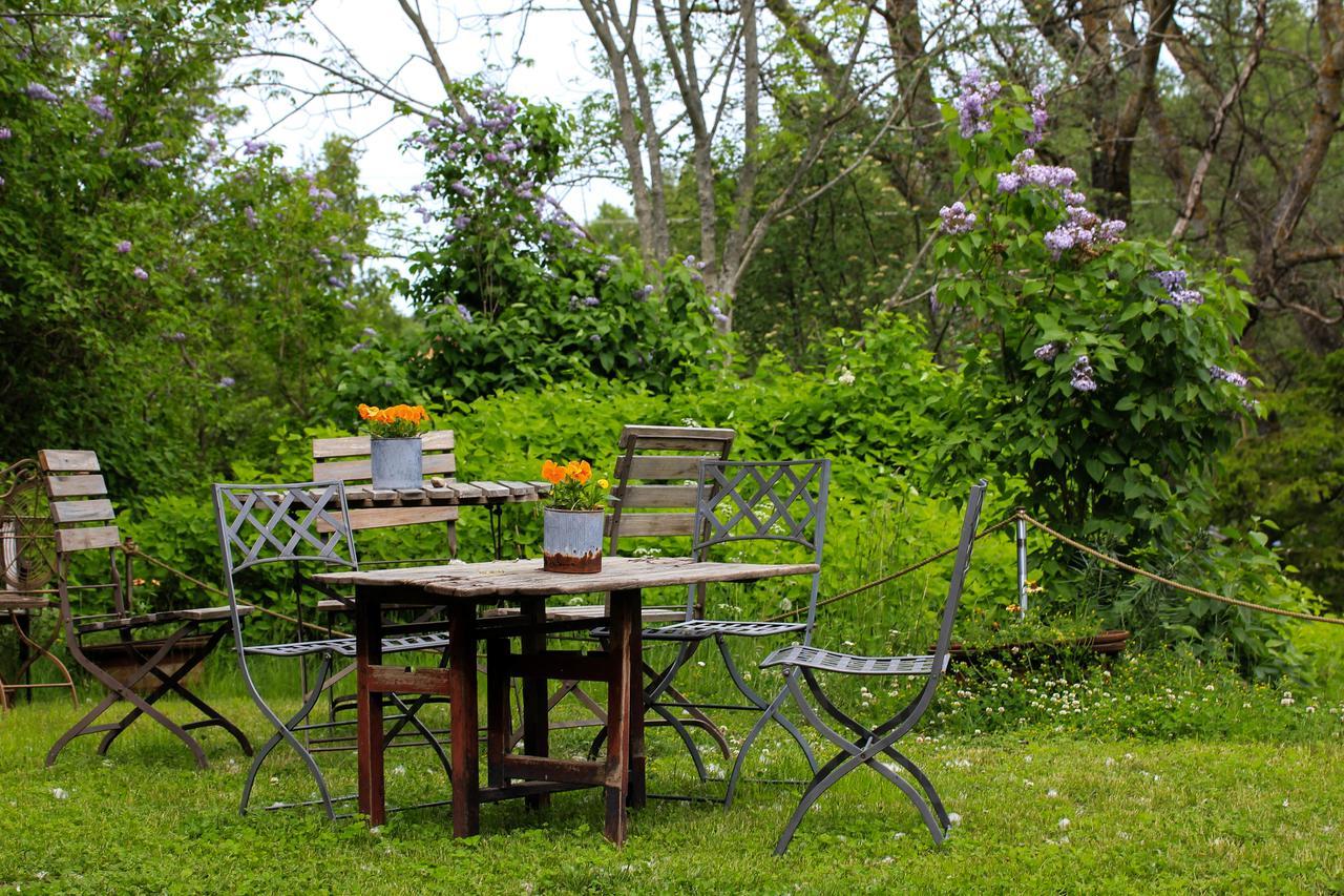 Brobacka Gasthem Bed & Breakfast Jomala Екстериор снимка